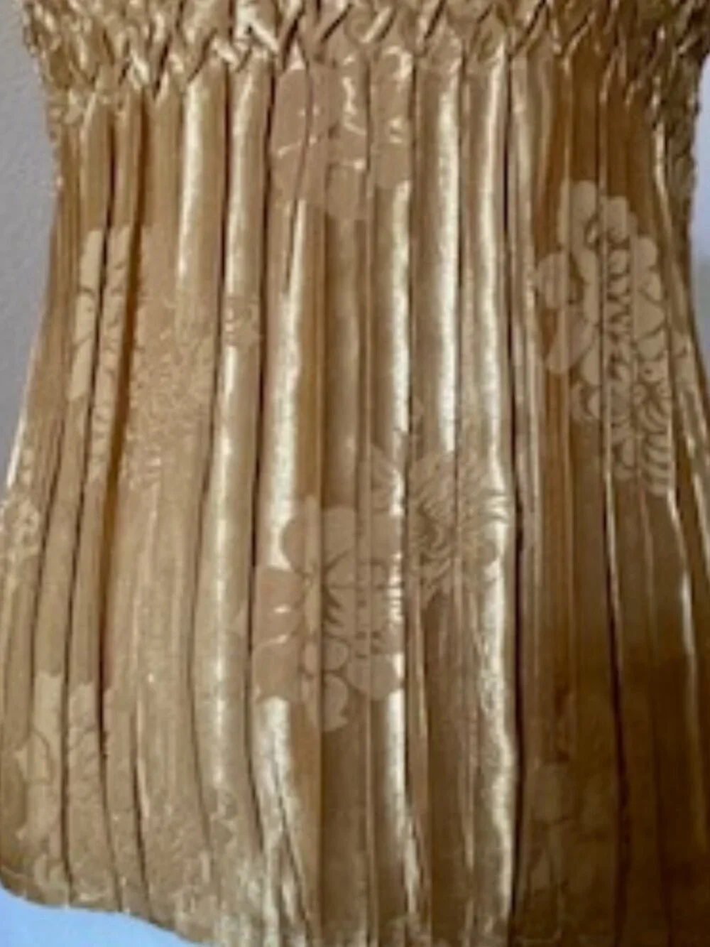 Komarov Gold Stretch, Hand Pleated and Printed, Top - Size S - Picture 3 of 3